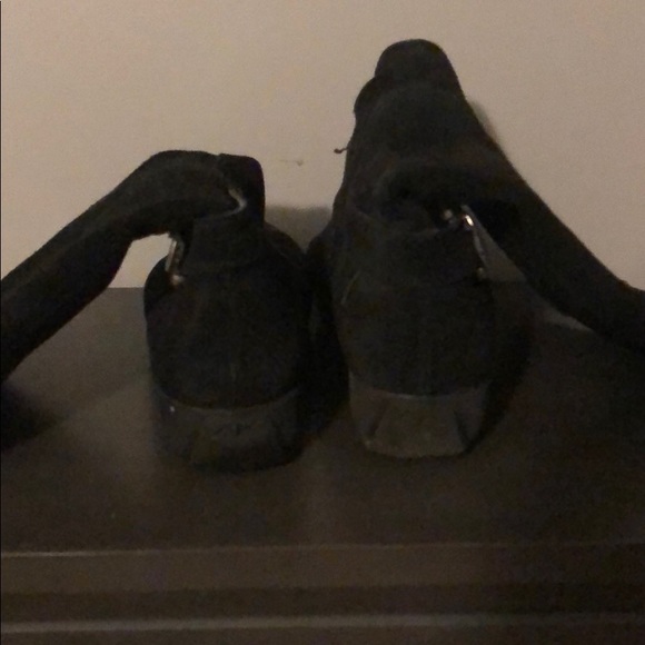 Boots - Picture 3 of 5